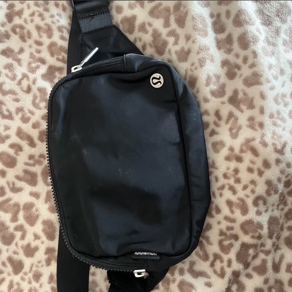 lululemon athletica Black Belt Bag